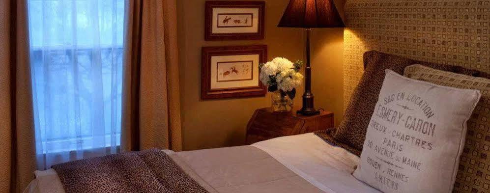 Wickwood Inn เซากาทัค ภายนอก รูปภาพ